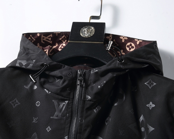 ブランドジャケット側面デザイン